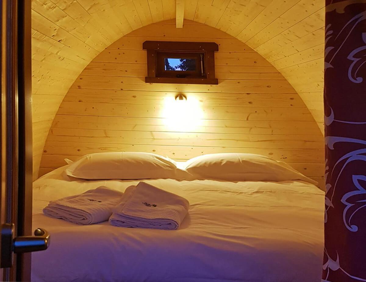 Gites & Tiny Houses Les Hauts De Toulvern Baden Bilik gambar