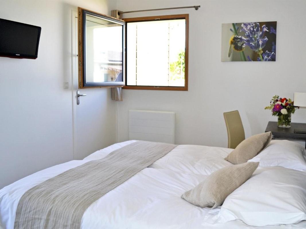Gites & Tiny Houses Les Hauts De Toulvern Baden Bilik gambar