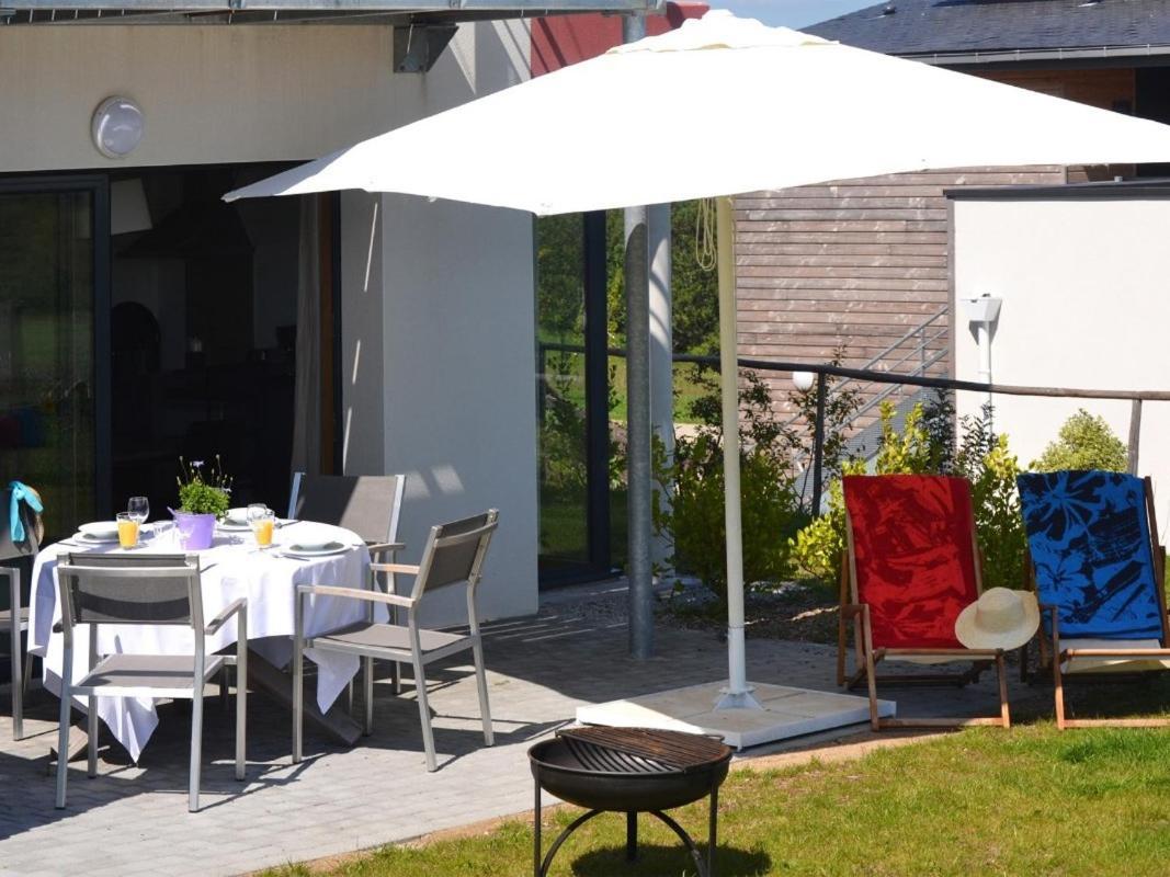 Gites & Tiny Houses Les Hauts De Toulvern Baden Bilik gambar