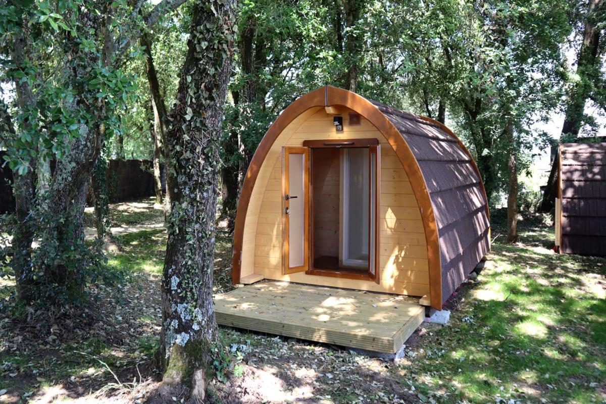 Gites & Tiny Houses Les Hauts De Toulvern Baden Bilik gambar